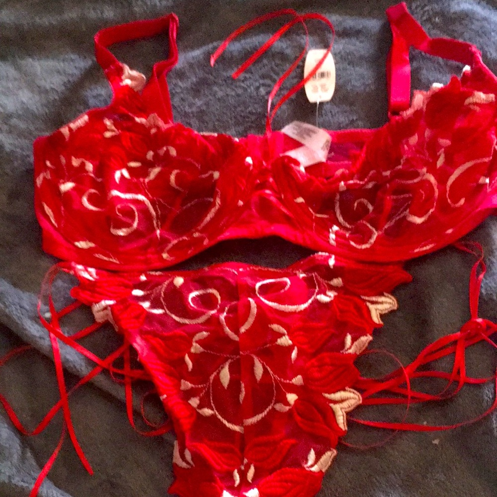 Matching bra and G-string